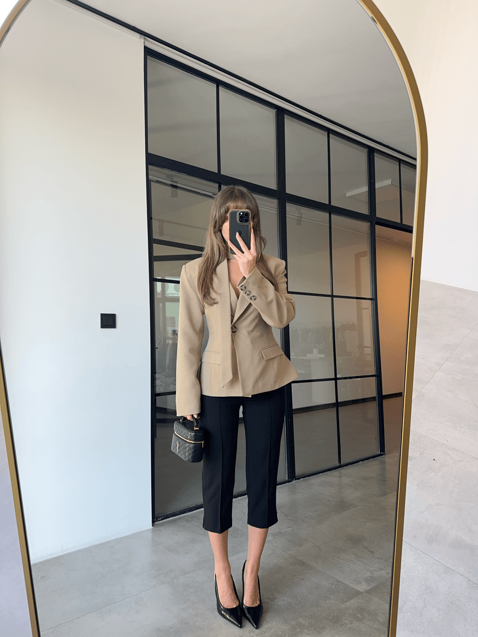 BELDEN OTURTMALI FULARLI CAMEL BLAZER CEKET(ÖN SİPARİŞ ÜRÜNÜDÜR TAHMİNİ KARGOYA TESLİM TARİHİ 2 EKİM)