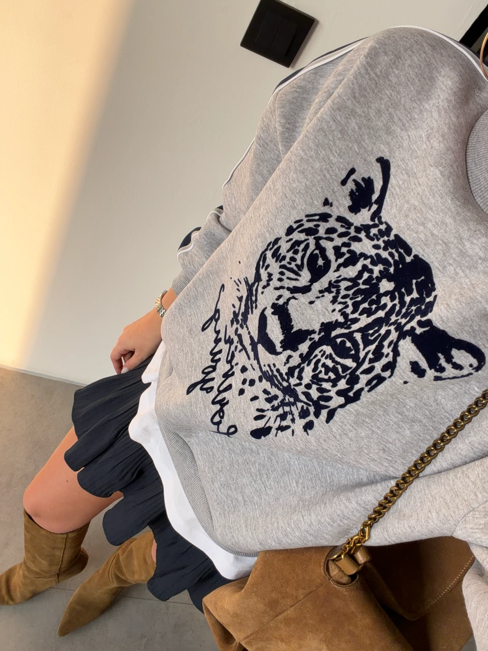 KAPLAN BASKILI T-SHİRT DETAYLI ŞARDONLU SWEATSHİRT