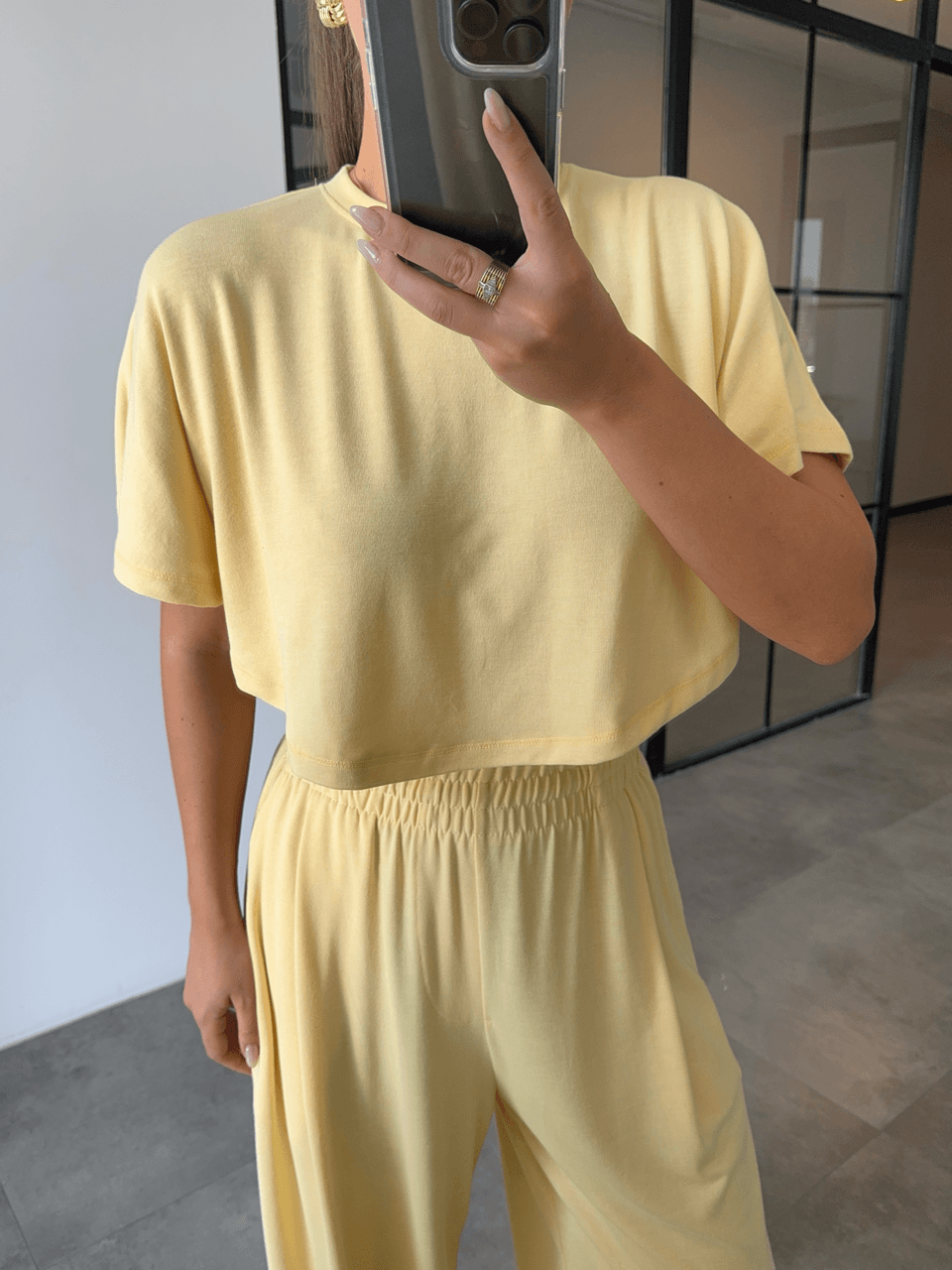 MODAL KUMAŞ BUTTER YELLOW BOL PAÇA EŞOFMAN 