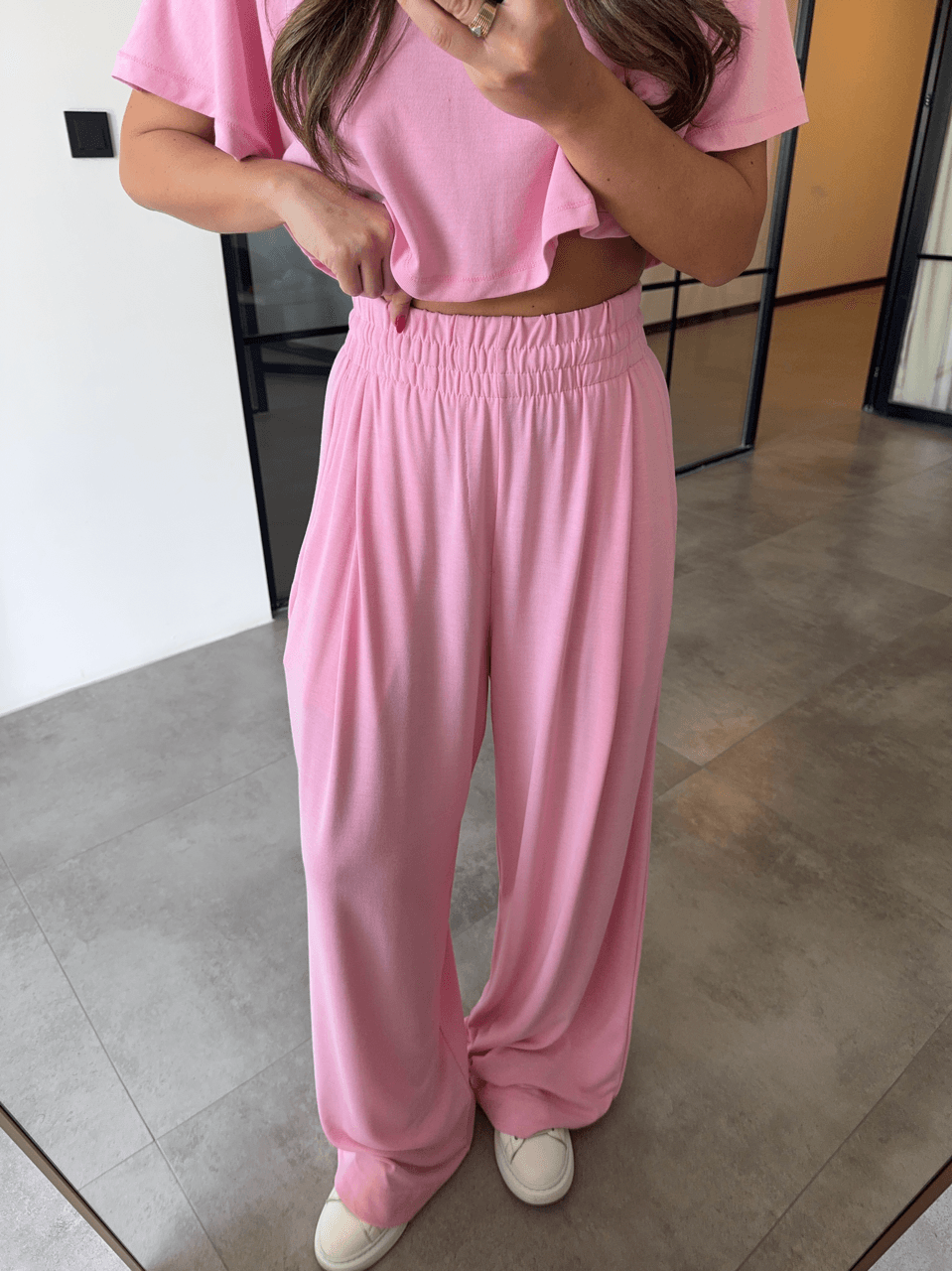 MODAL KUMAŞ PEMBE BOL PAÇA EŞOFMAN 