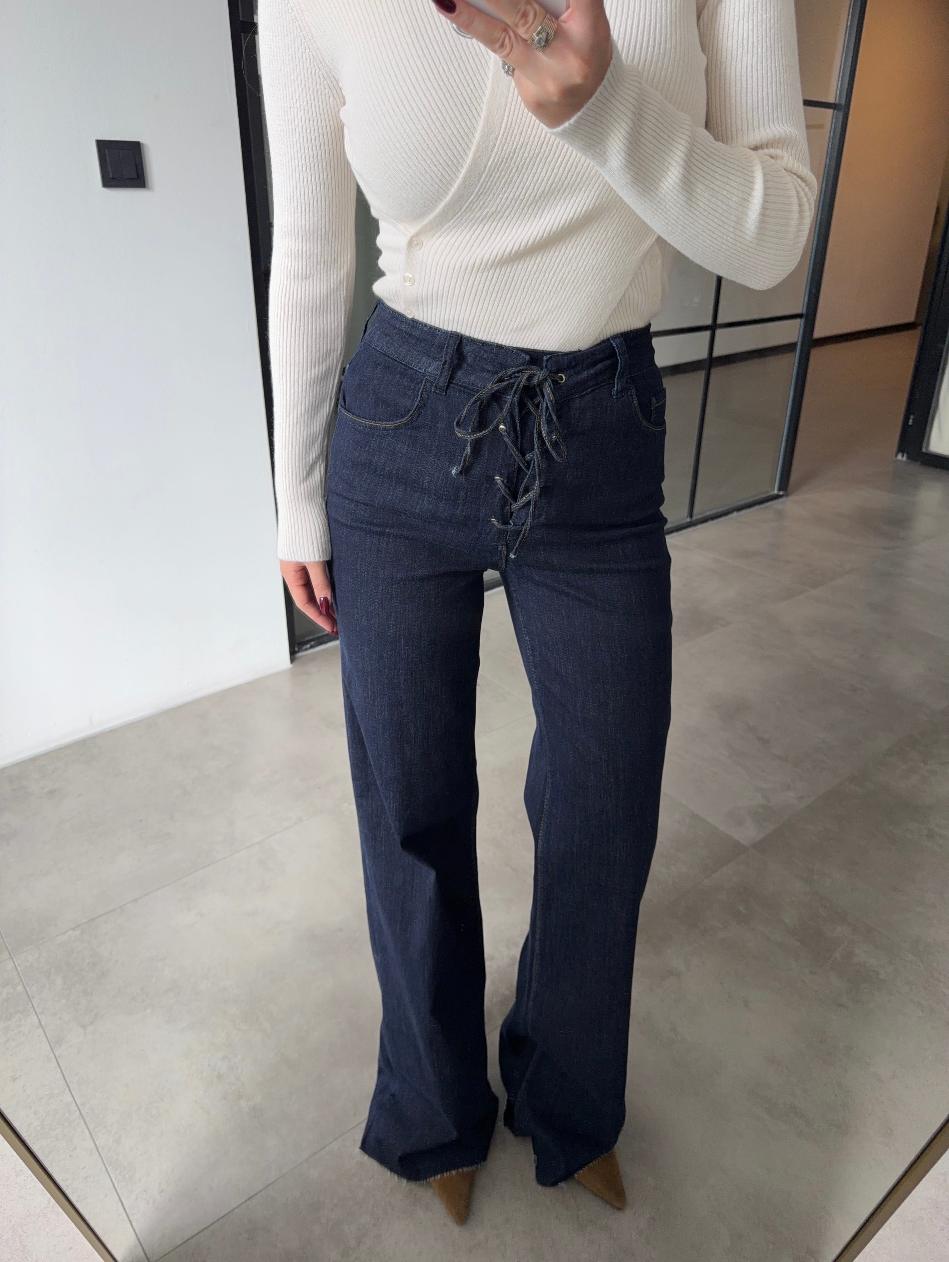 İP DETAYLI LİKRALI KOYU LACİVERT JEAN