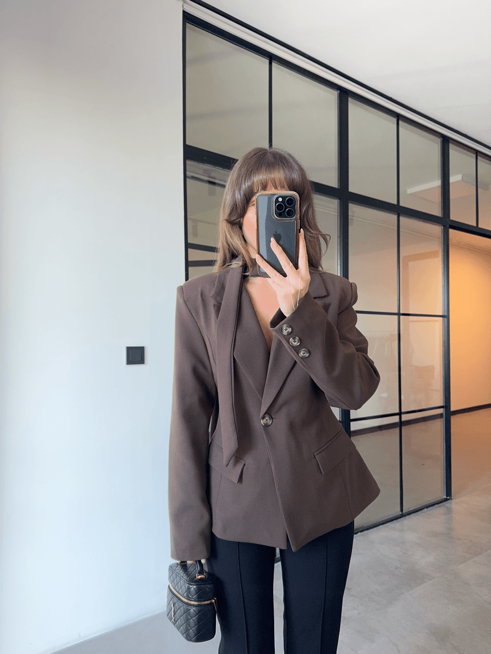 BELDEN OTURTMALI FULARLI KAHVERENGİ BLAZER CEKET