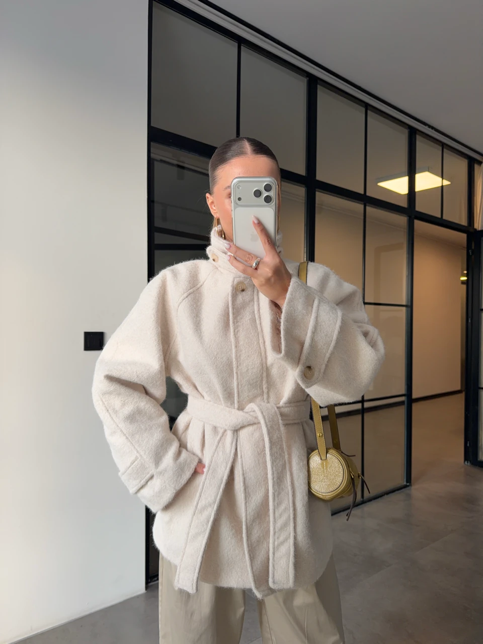 PATLI KUŞAKLI KAŞE KABAN - Ekru