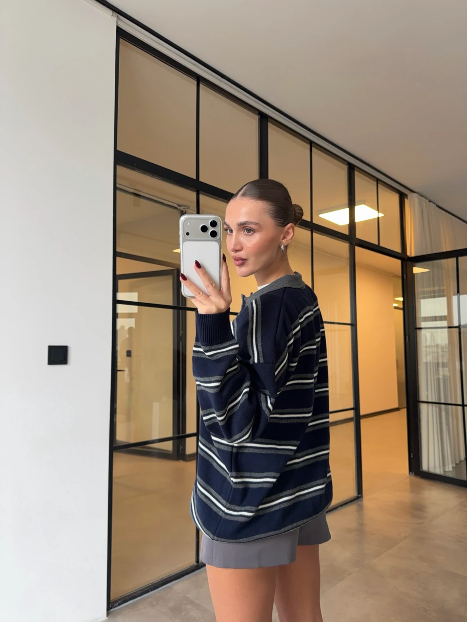 POLO YAKA LACİVERT ÇİZGİLİ KAZAK