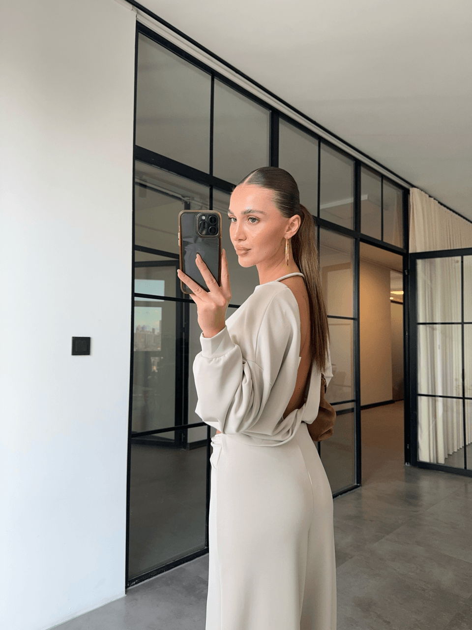 SIRT DEKOLTELİ SWEAT DÜĞÜMLÜ PANTOLON TAŞ MODAL TAKIM