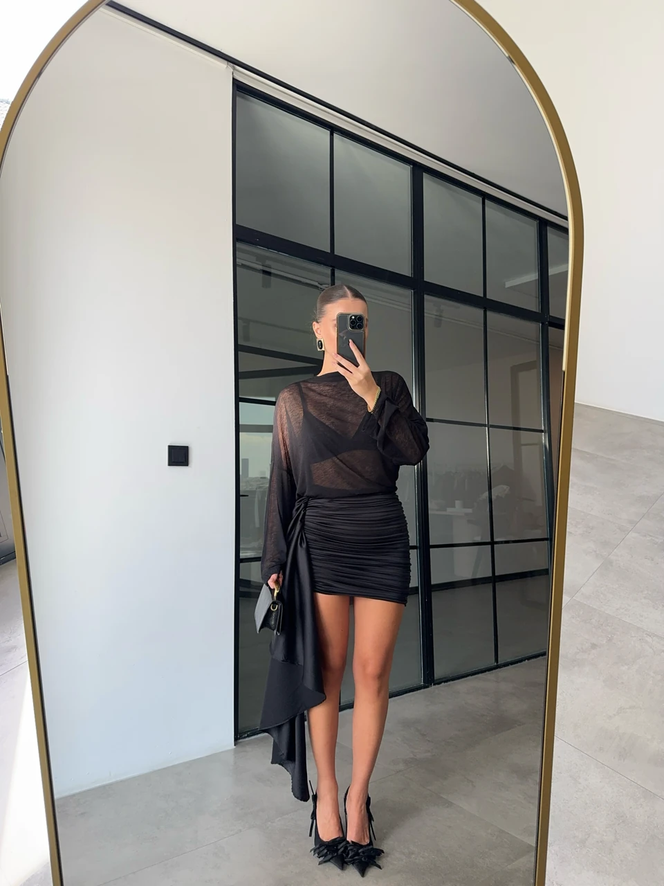 DRAPELİ KUŞAKLI SİYAH ETEK