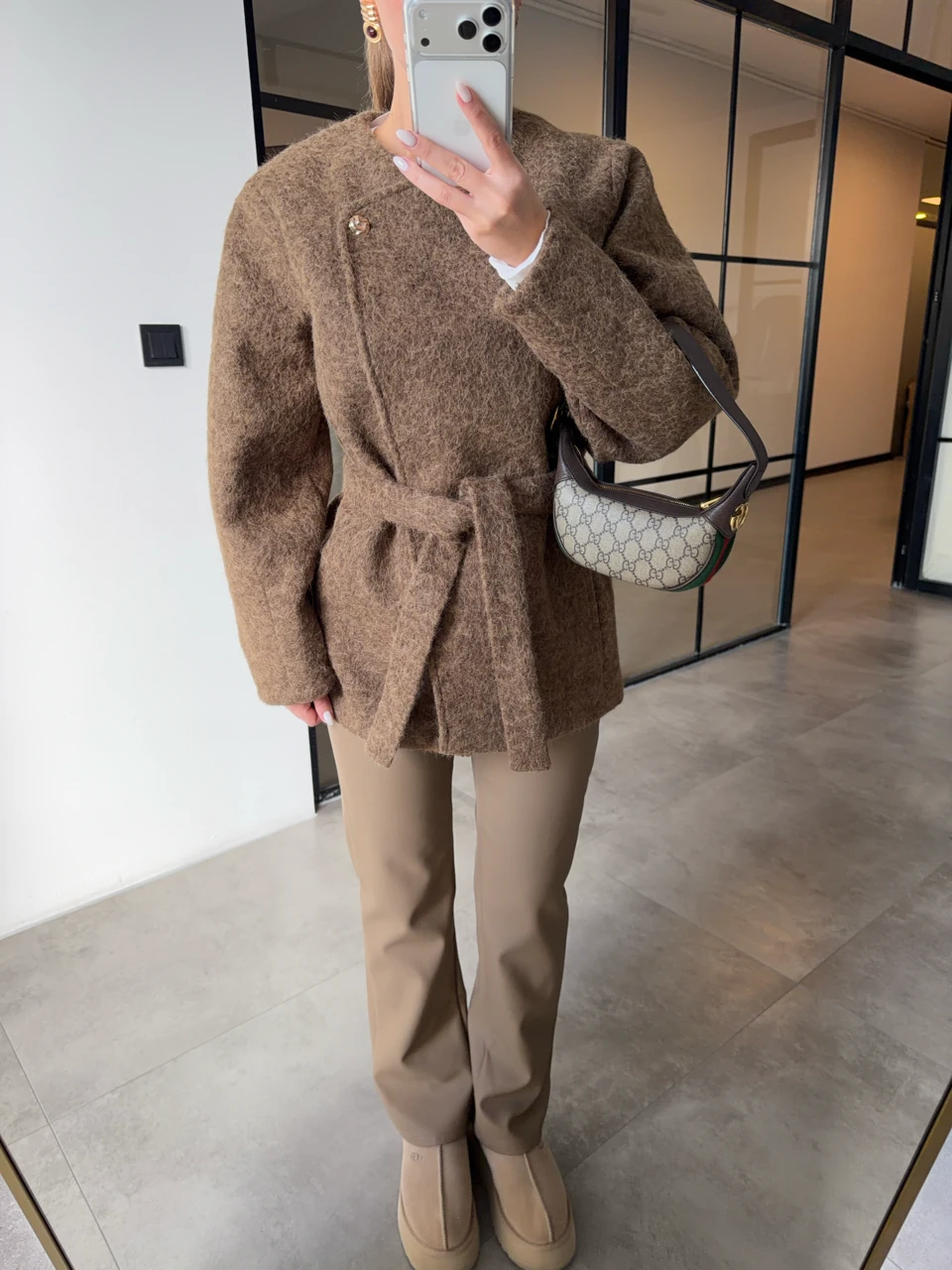 GOLD DÜĞMELİ HAKİ KISA KAŞE KABAN