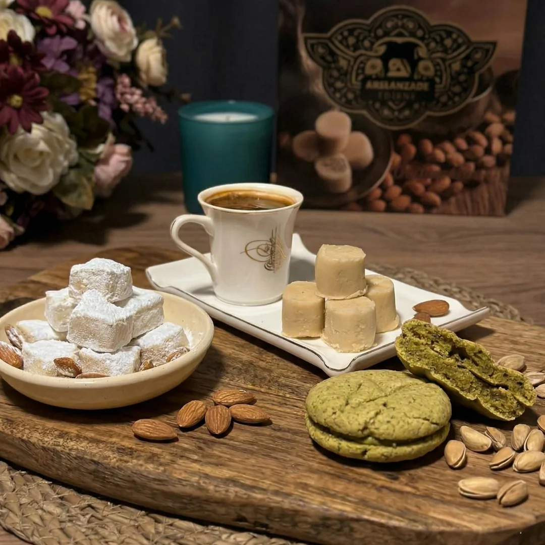 Badem Ezmesi 250g Tereyağlı Kare Kavala 250g ve Kallavi Seti