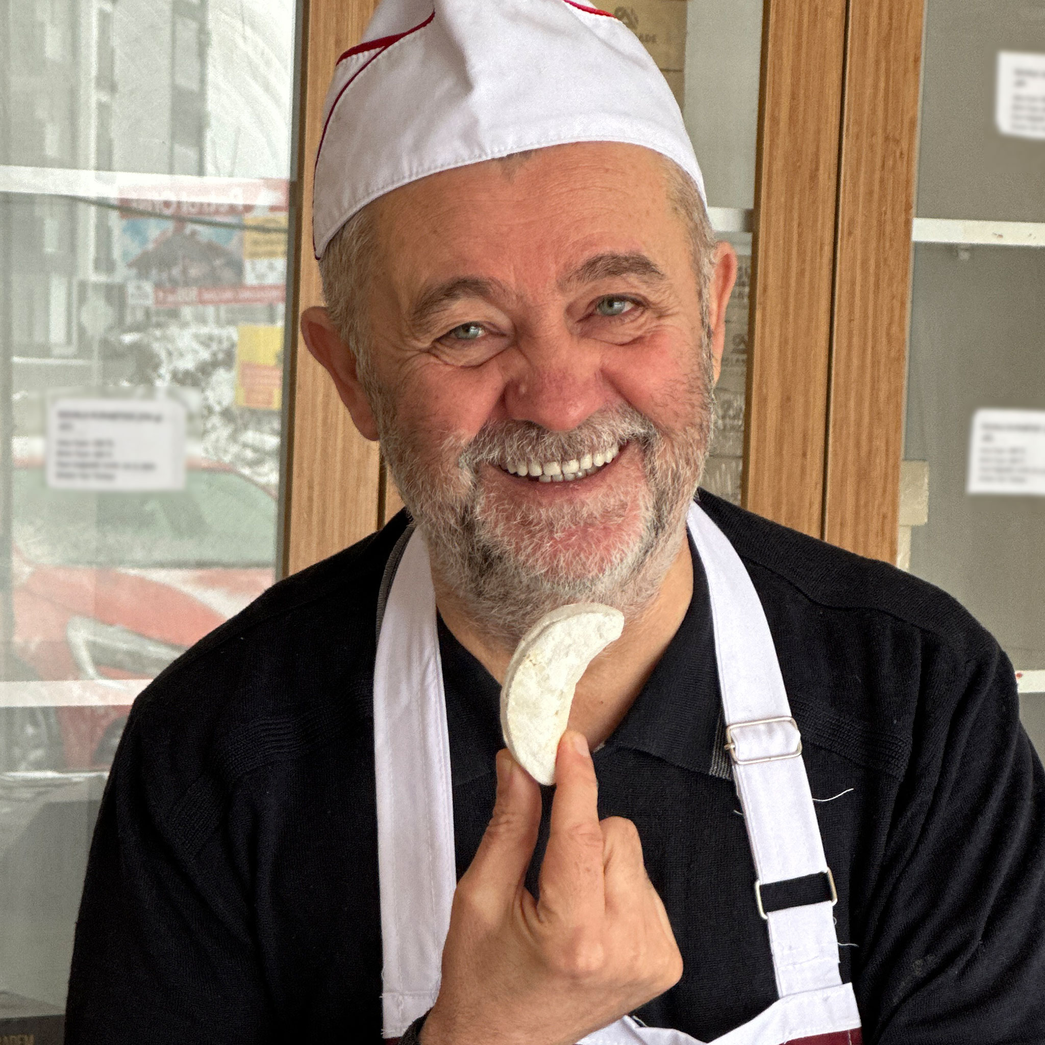 %100 Tereyağlı Ay Kesim Kavala Kurabiyesi 500 g