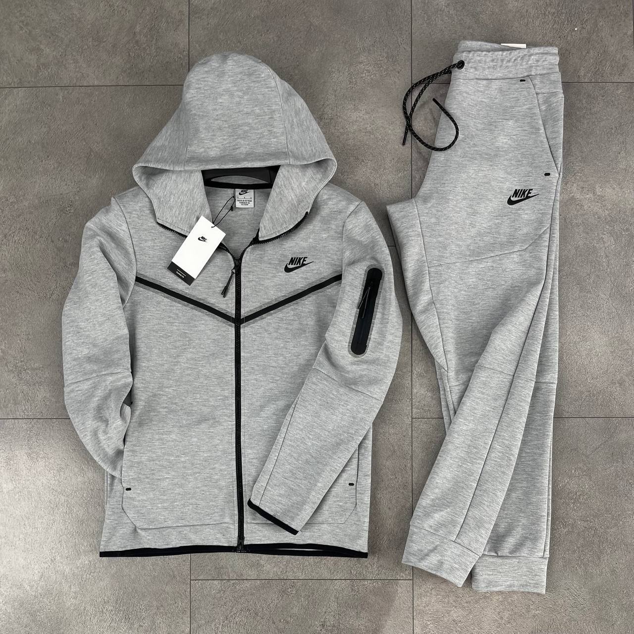 Nike Tech Fleece Gri Takım