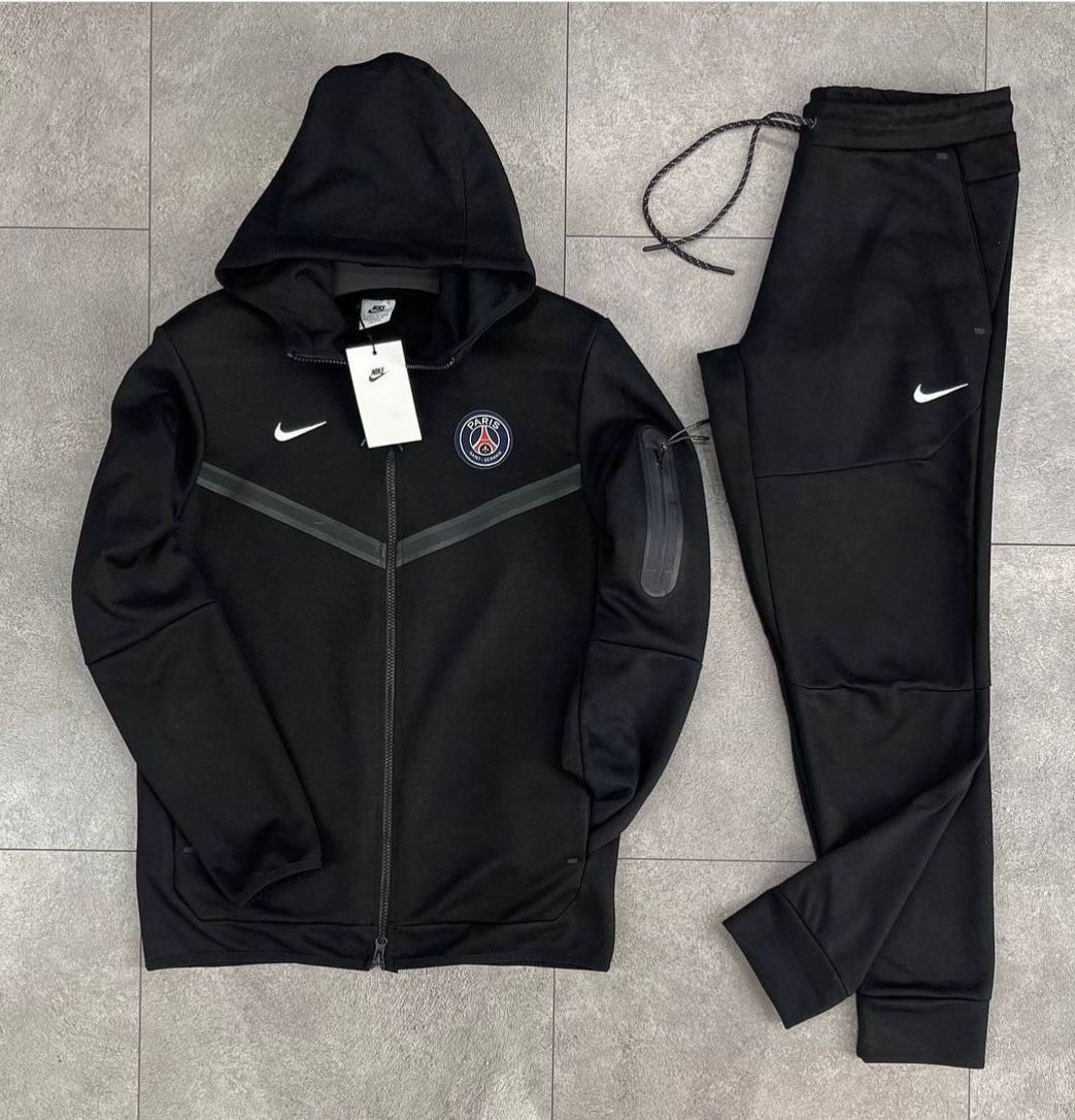  PSG x Nike Tech Fleece Black Takım •