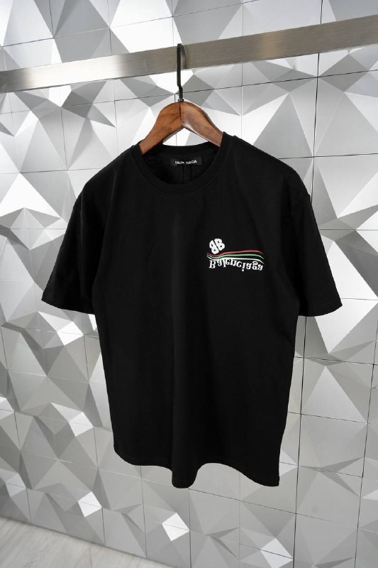 Balenciaga Logo Premium T-Shirt 