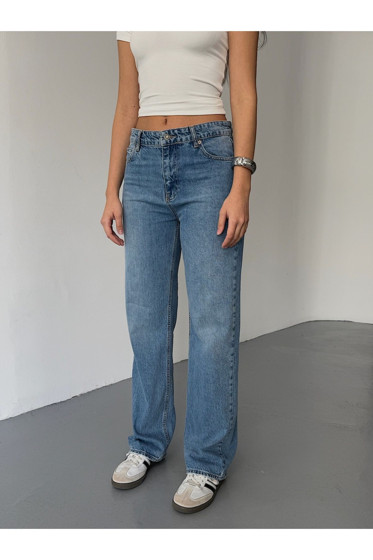 STRAIGHT Jean