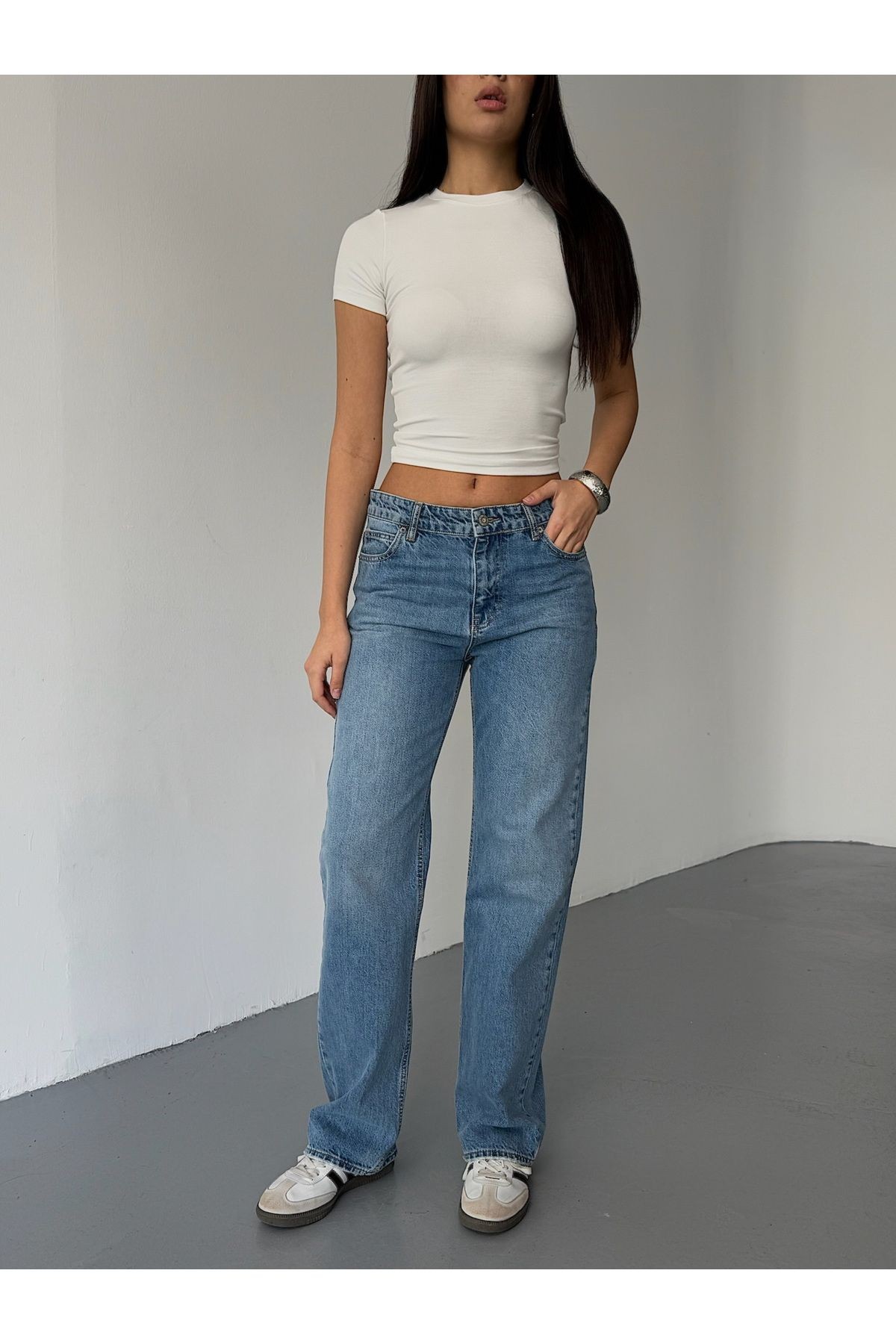 STRAIGHT Jean