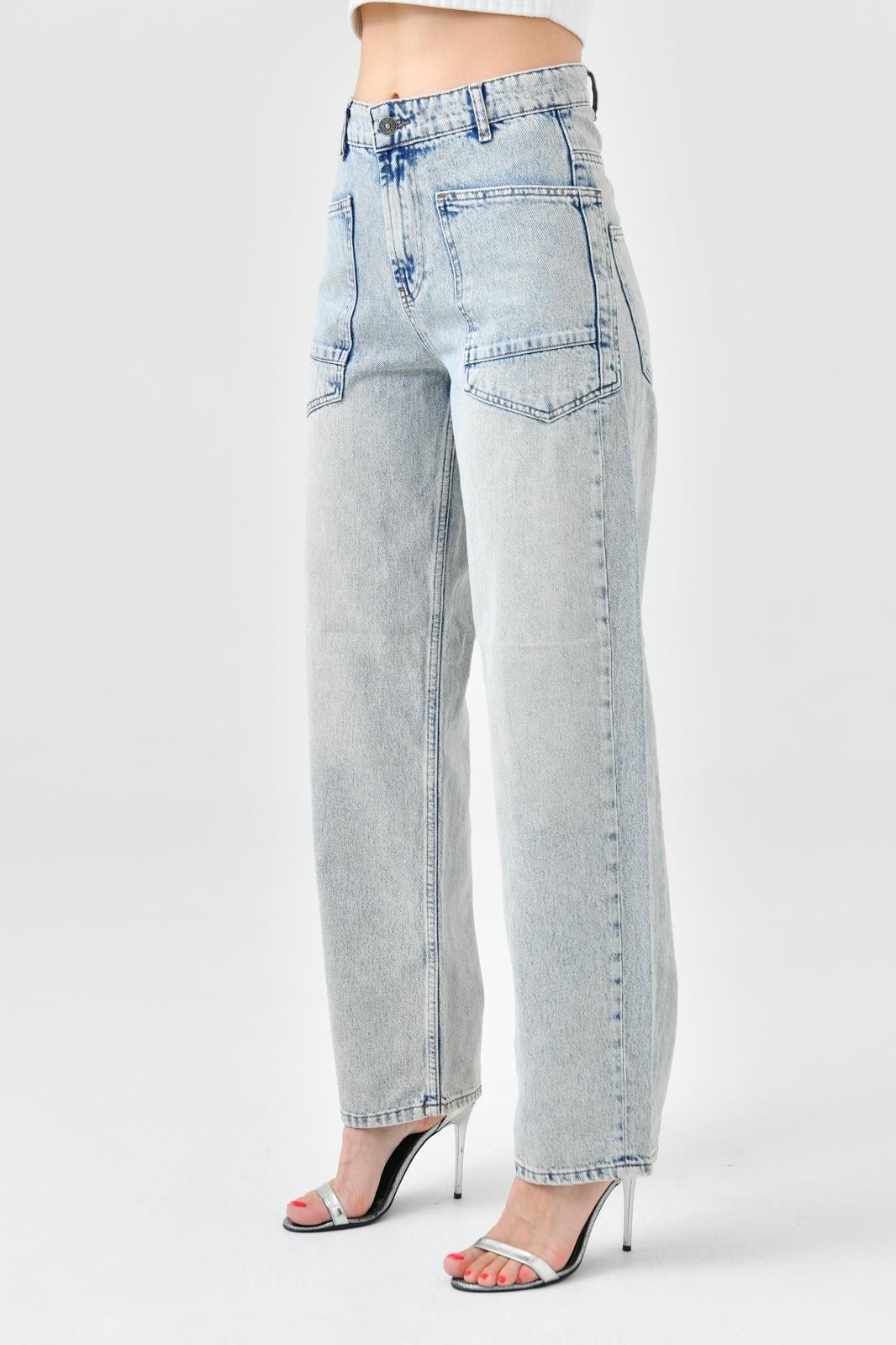 CUFFED JEANS