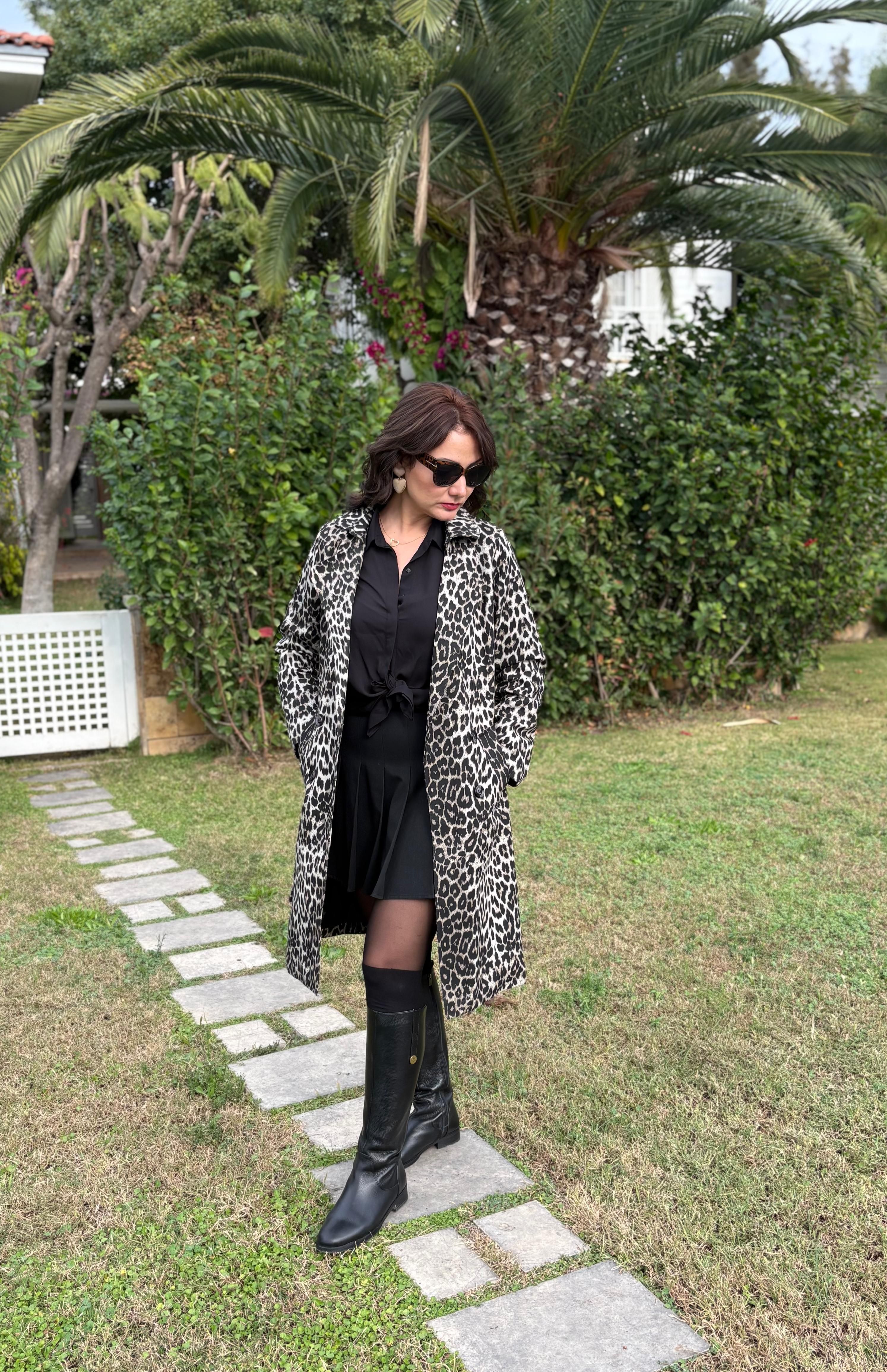LEOPAR DESENLİ TRENÇKOT