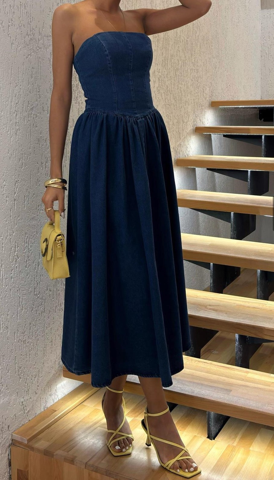 Straplez denim midi elbise