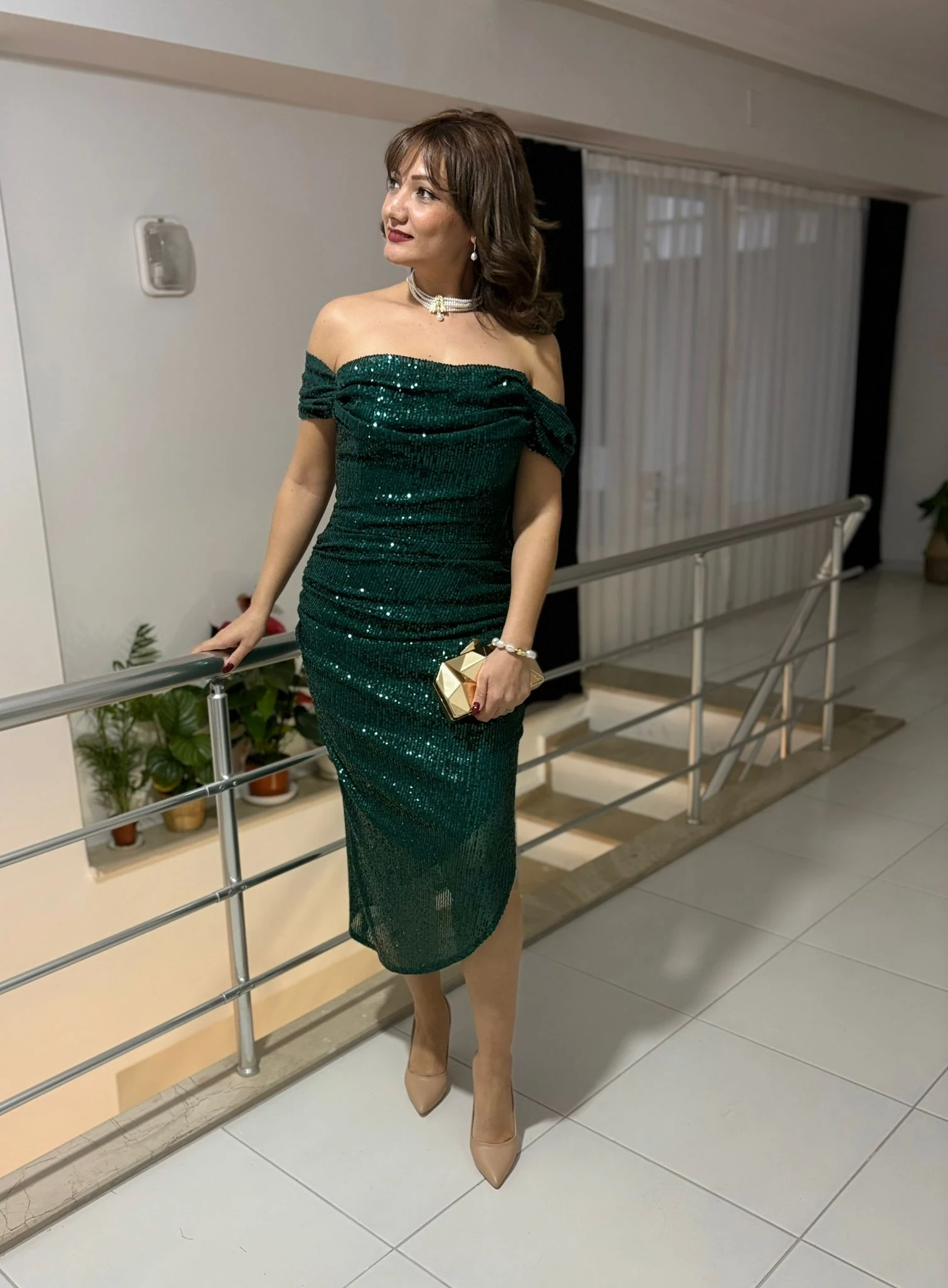 Payetli asimetrik kesim elbise - Yeşil