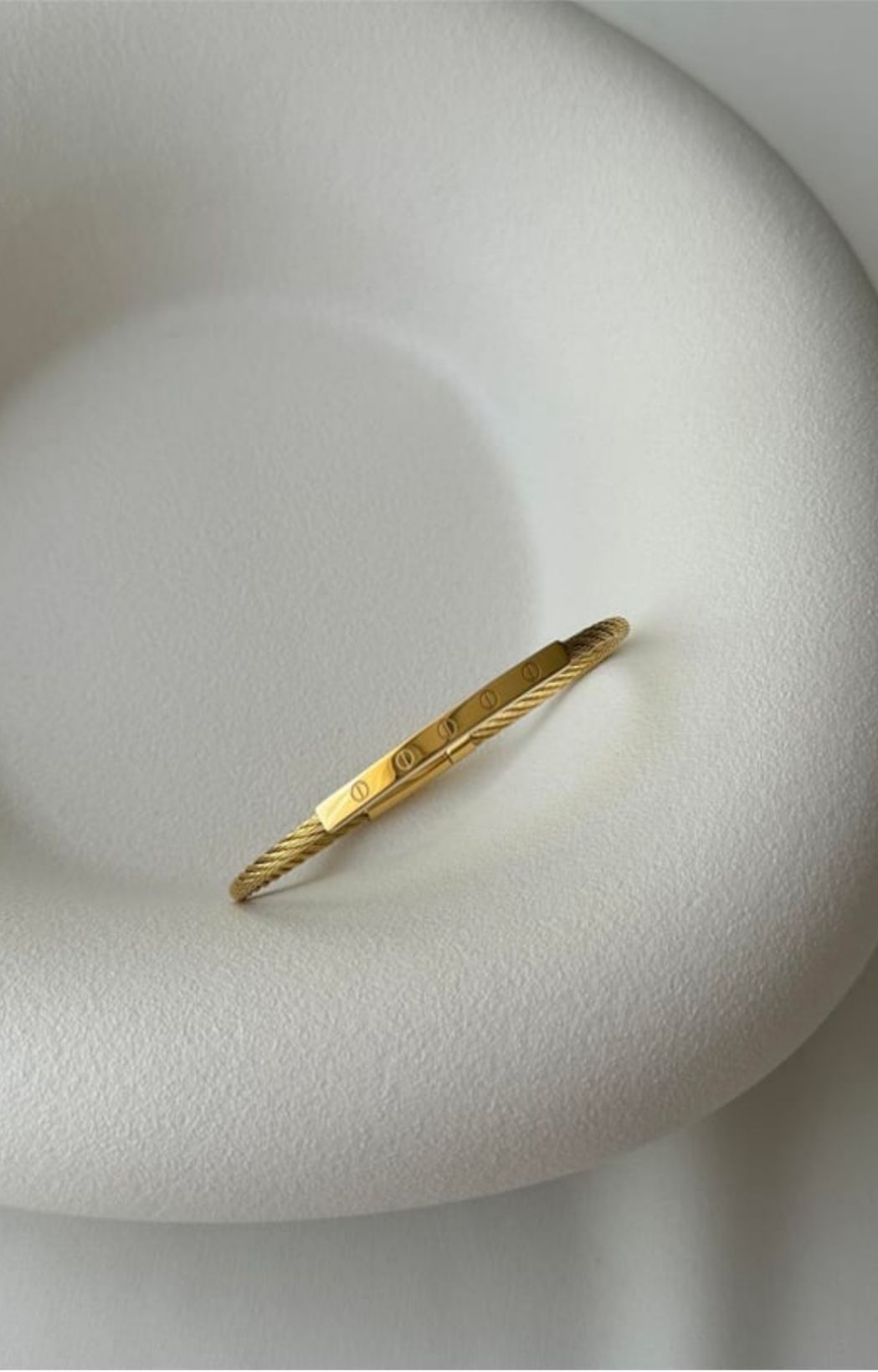 BURGU MODEL ÇELİK GOLD KELEPÇE