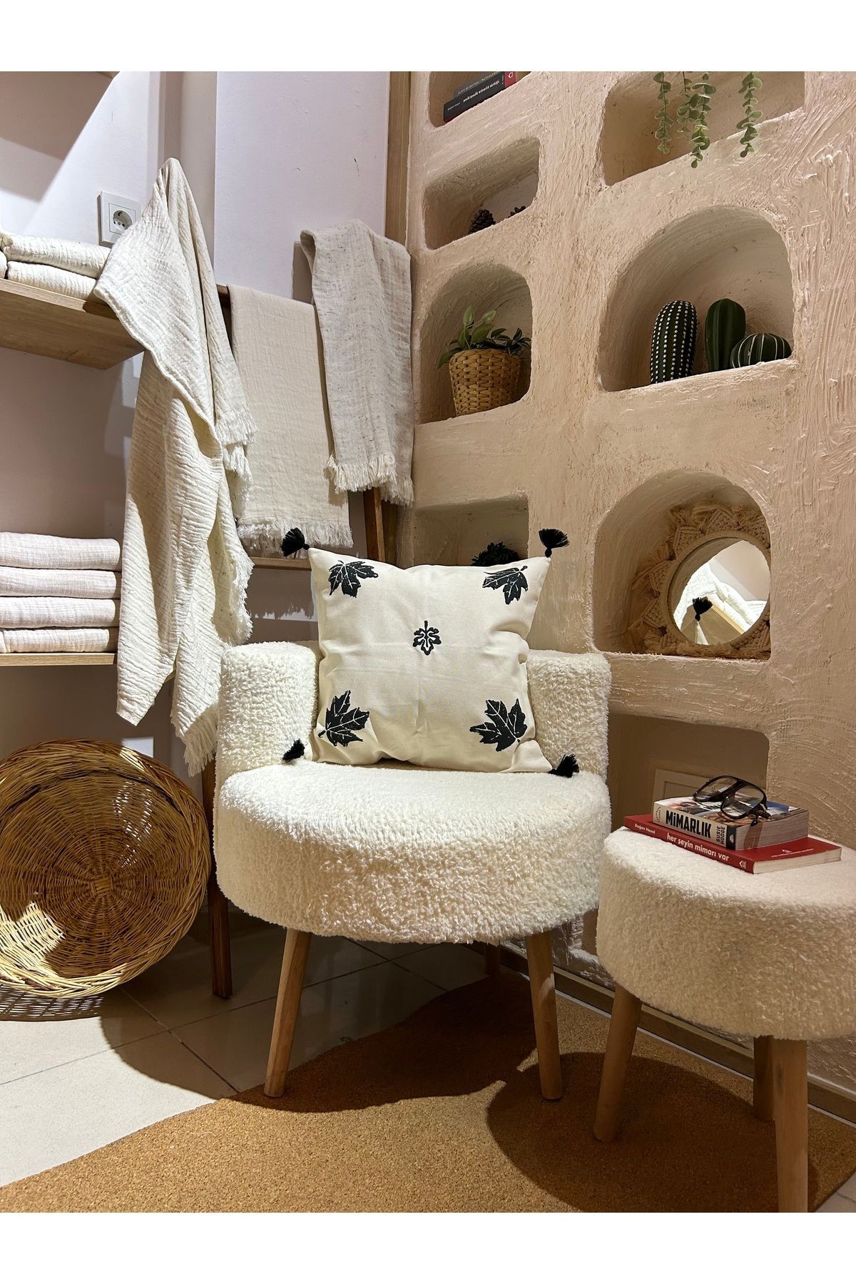 Anika Home Keten Kırlent Kılıfı / Krem /kare /el Baskılı/ Yaprak