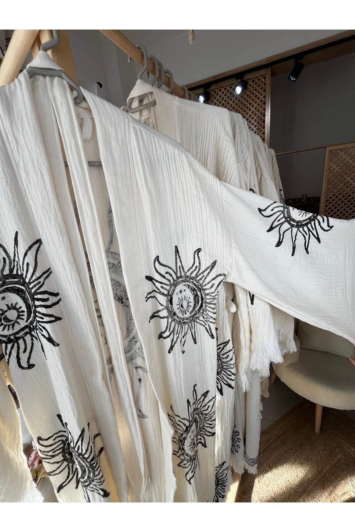 %100 Pamuklu Güneş ve Ay Desenli Müslin Kimono Yeni Nesil Bornoz Kaftan Sabahlık - El Baskı