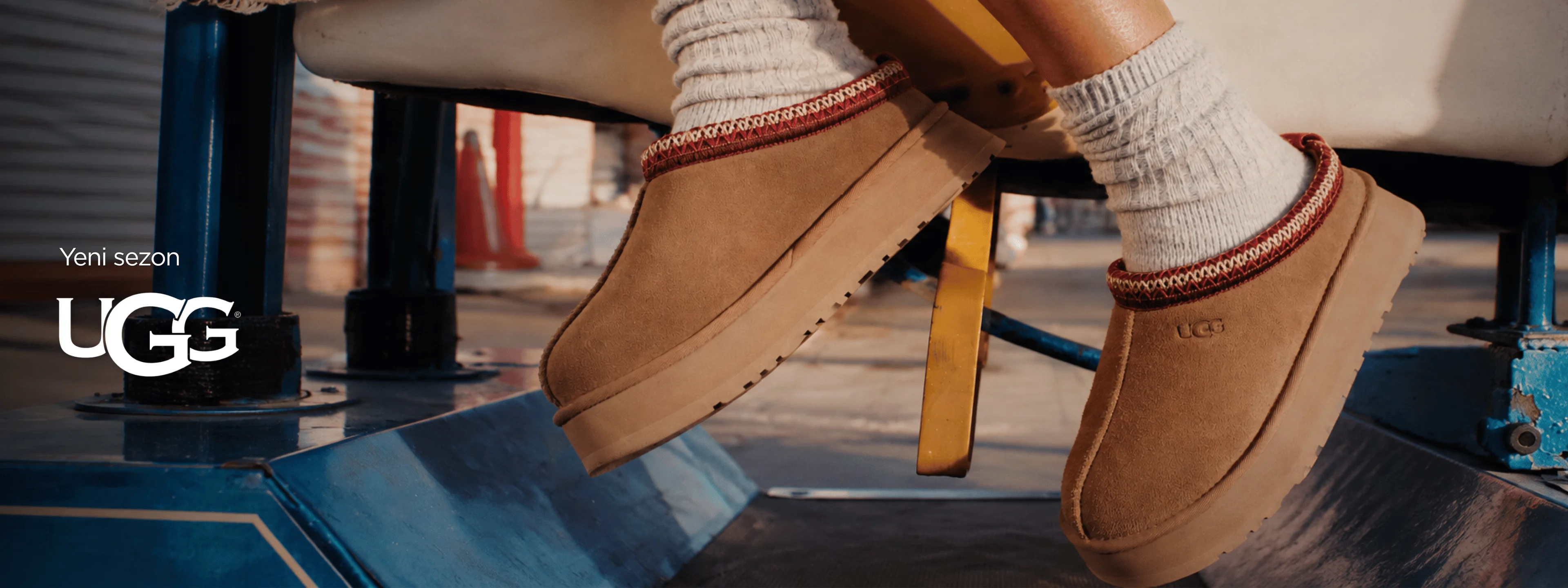 UGG Banner