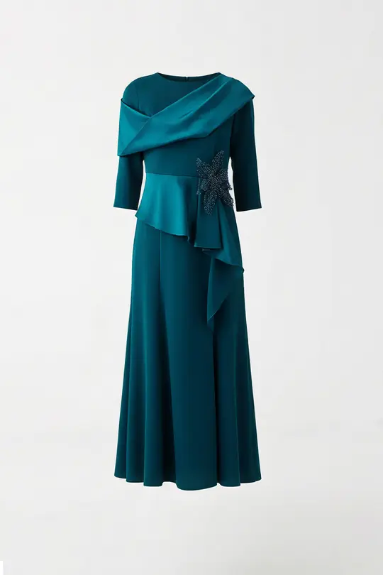 Saten detaylı çiçek aksesuarlı elbise EL-4362