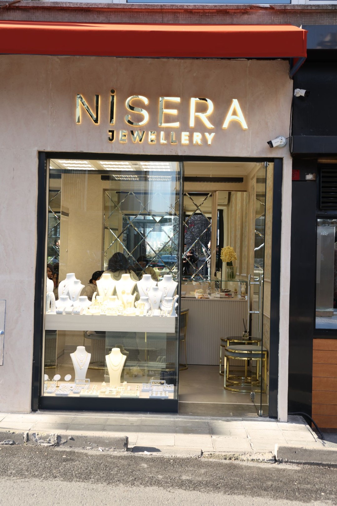 Nisera Jewellery
