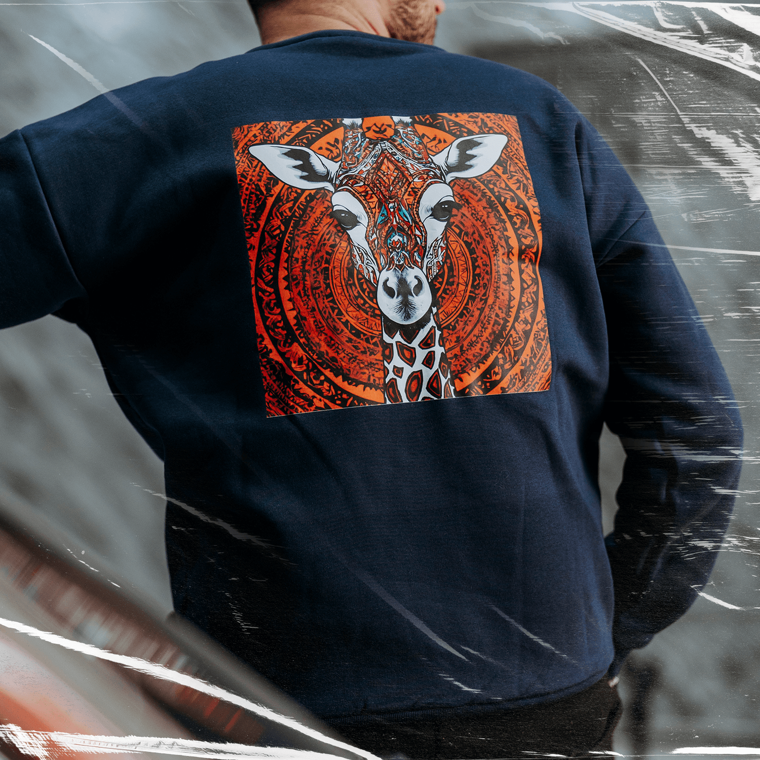 SWEATSHIRT