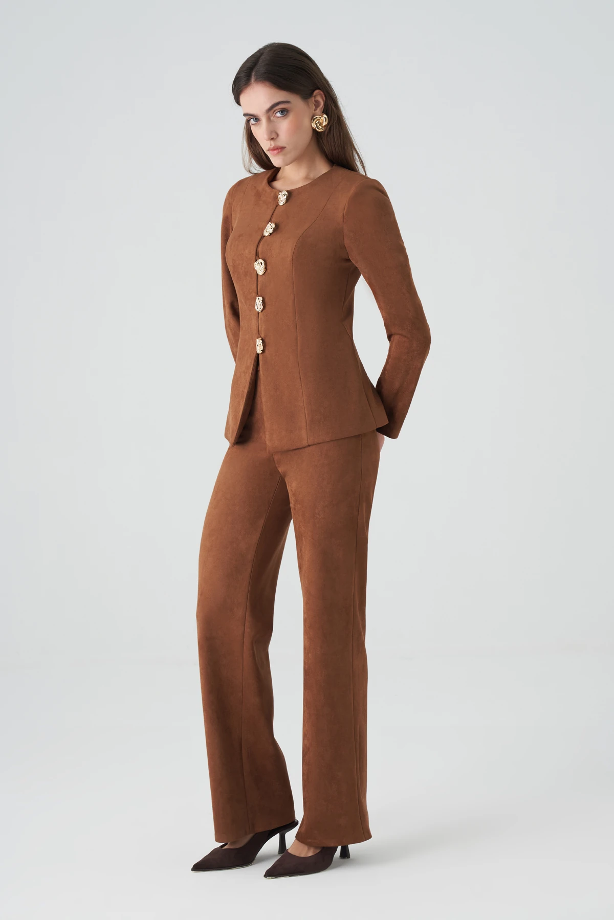 Düğme detaylı süet takım EL-2748