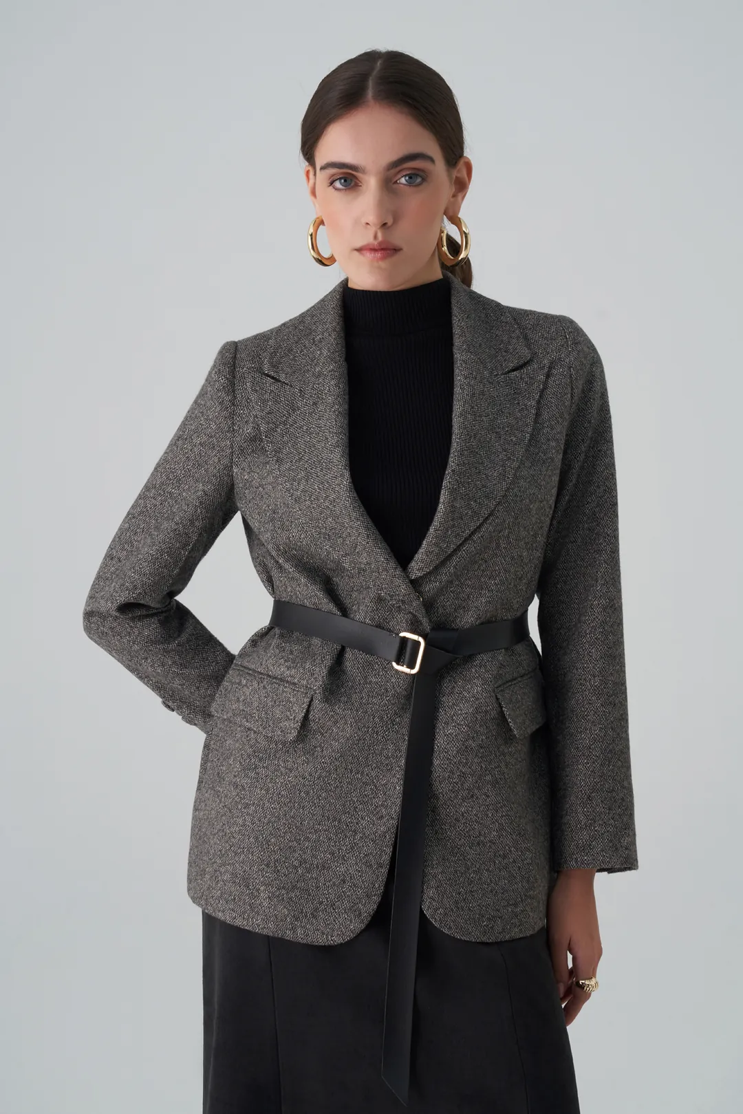 Siyah Süet Görünümlü Kuşaklı Kadın Blazer Ceket