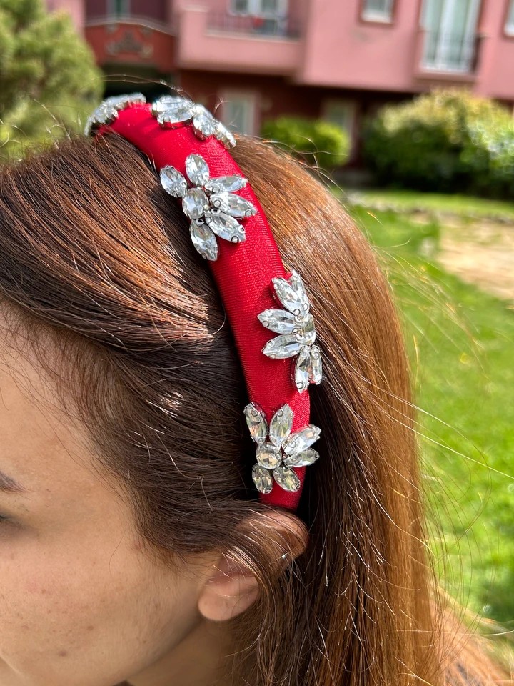 Tutkunun Rengi: Kırmızı Koleksiyon 