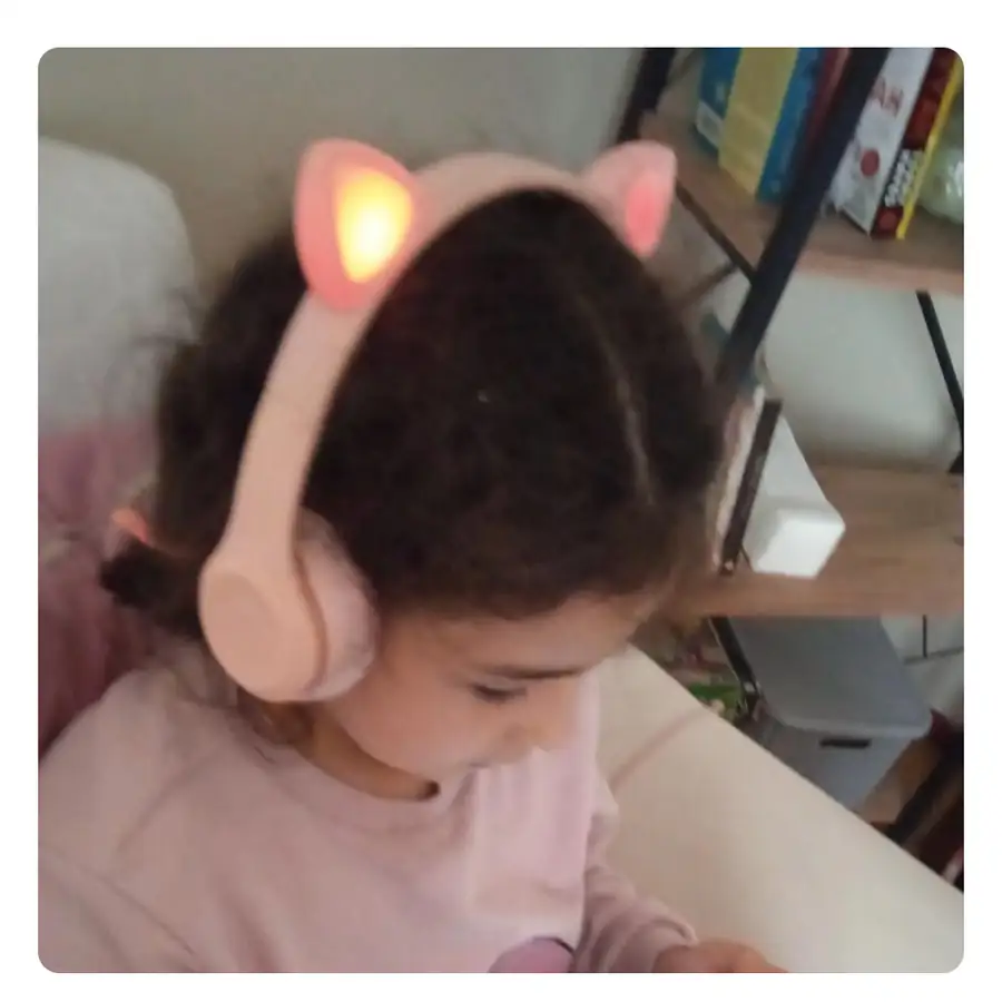 Bluetooth Kedi Kulaklık müşteri görseli
