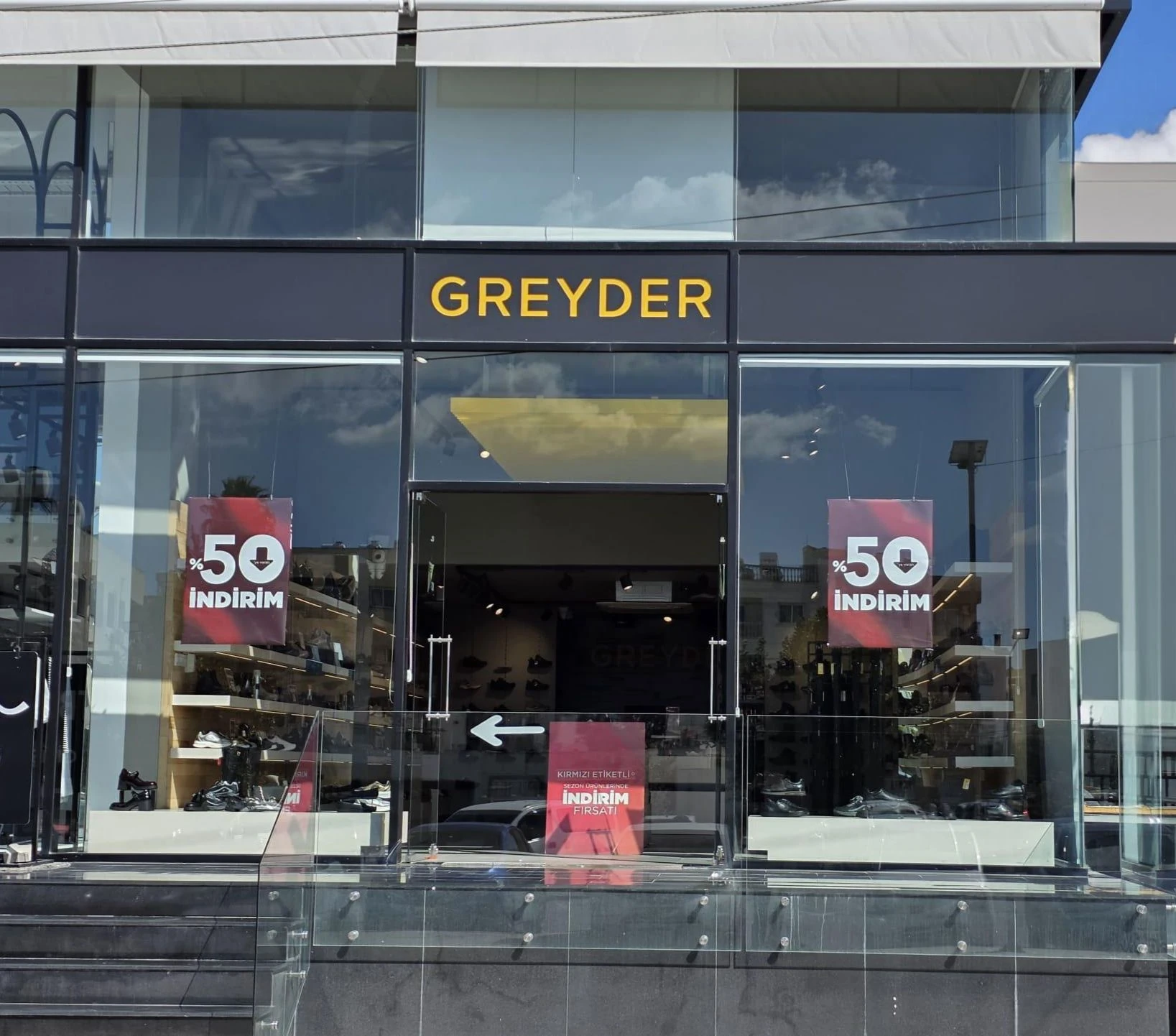 Greyder Lefkoşa Mağazası