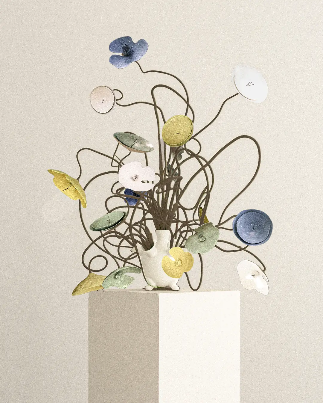 Studio Hamu'nun renkli upcycled çiçek aranjmanı, minimalist ve sanatsal dekoratif obje.